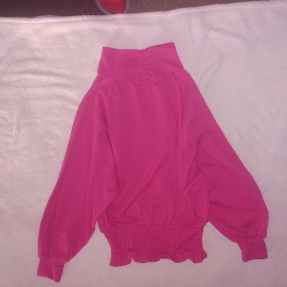 Pink sweater - Picture 2 of 3